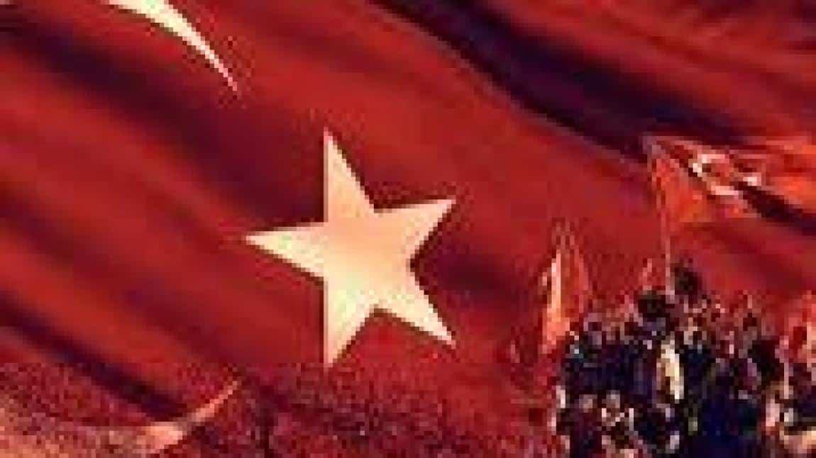 KOCATEPE İLKOKULU ÖĞRENCİLERİNDEN 15 TEMMUZ GAZETESİ ÇIKARILDI...